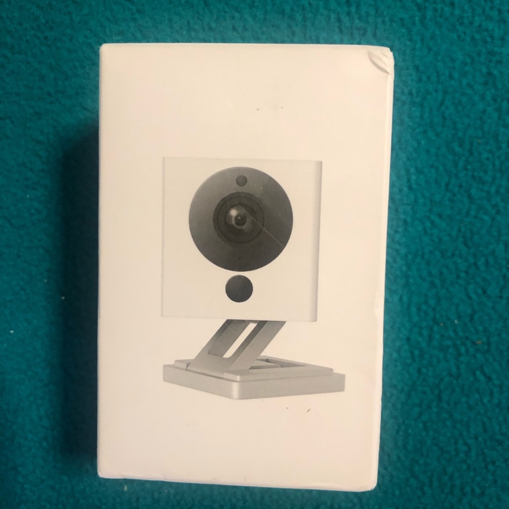 NIB Wyze Cam WYZEC2 Wireless Indoor Smart Home Security Camera